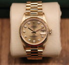 Rolex Datejust 31 ref. 68278 from 1987 in solid yellow gold with a factory champagne diamond dial, 31mm case, President bracelet, sapphire crystal, and automatic movement. Presented in very good condition and complete with original 1987 Italian certificate, box, booklets, and tags. Detailed product photos showing the diamond dial, gold case, bracelet, clasp, and overall finish, available from Klocksalongen with a 12-month functional warranty.